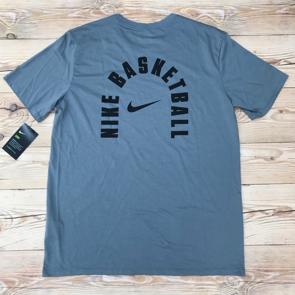 Nike Basketball 🏀 Men’s Grey Cotton T-Shirt